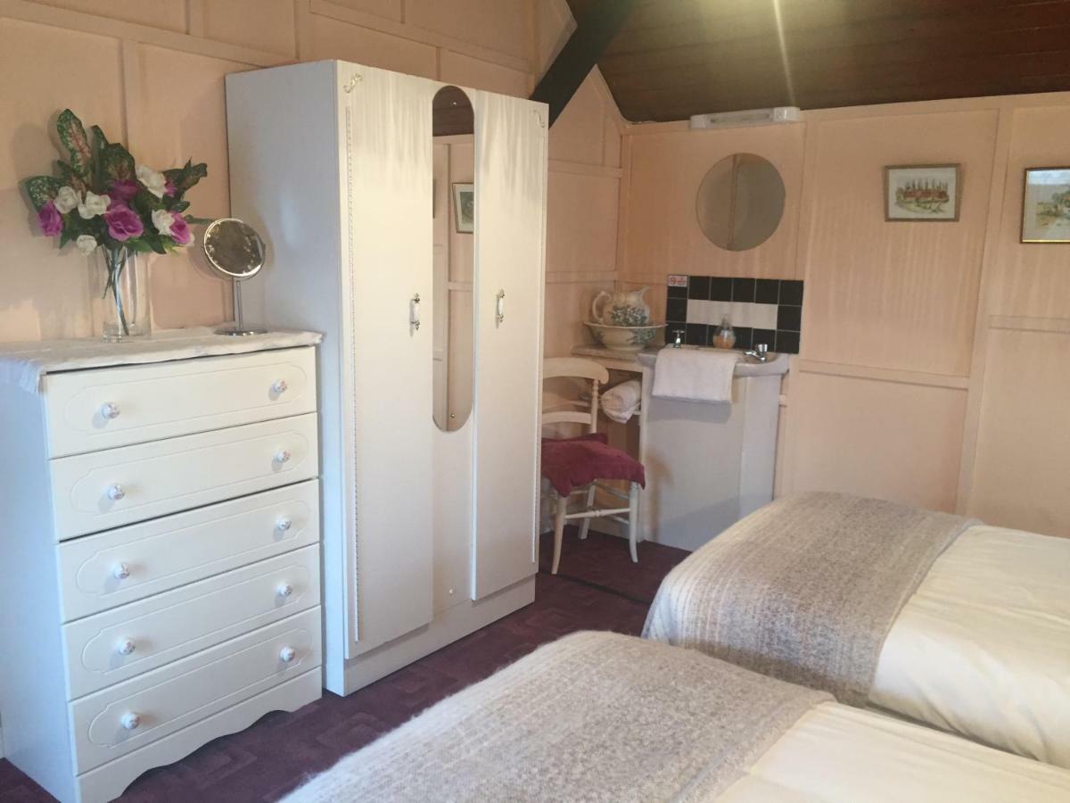 Cummins Cottages Ballycrossaun Kültér fotó